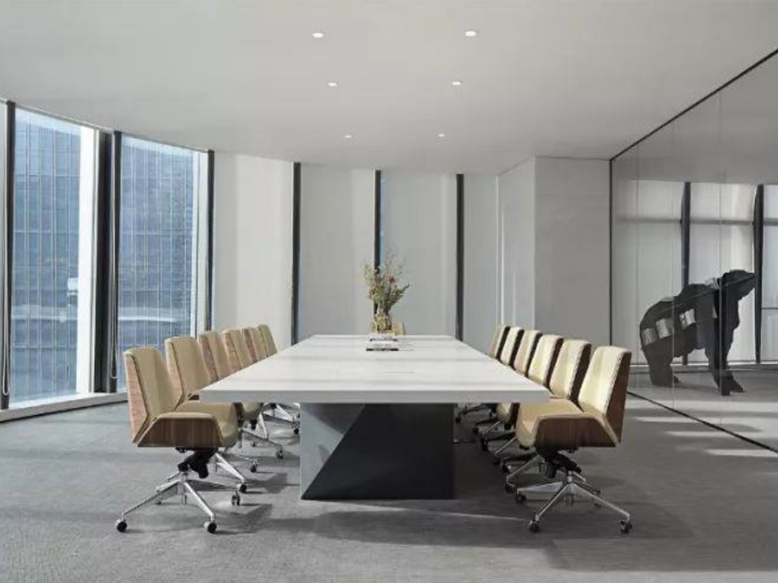 巢湖槐林渔具有限公司4000平方会议室装修案例(图2)