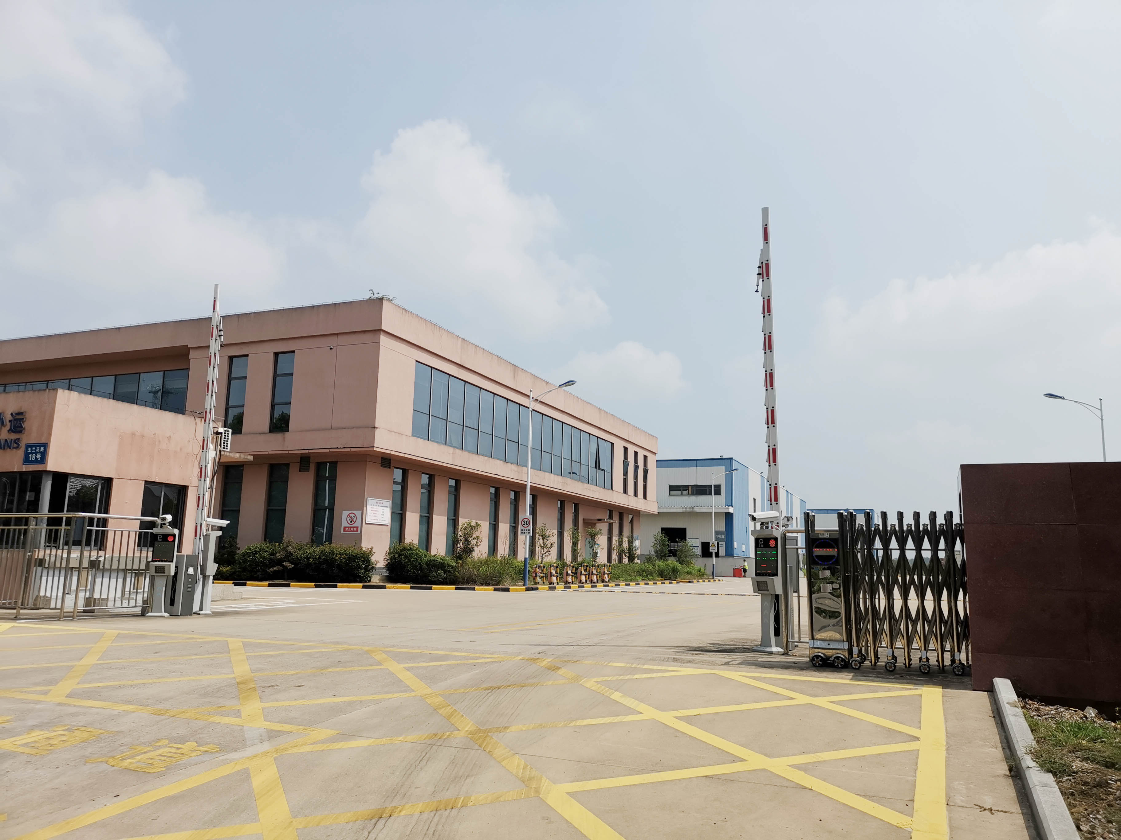 中外运（合肥）空港物流园2000平方厂房翻新改造项目(图1)