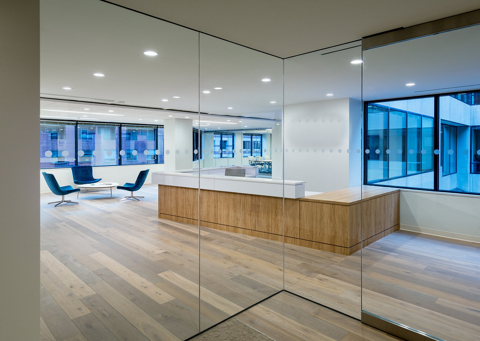 淮北2000㎡简约办公室装修设计项目案例分析(图1)