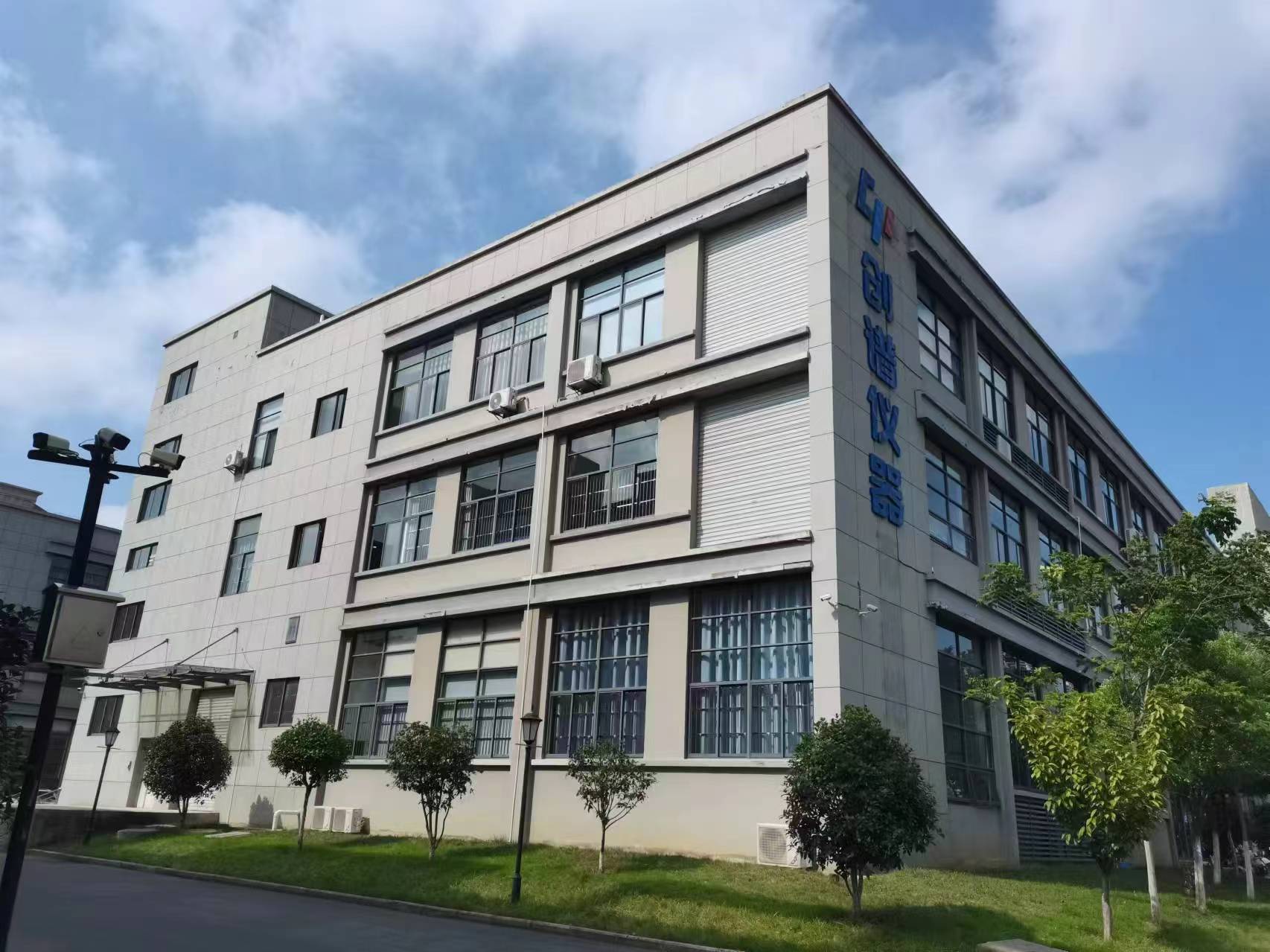 合肥大束科技有限责任公司车间厂房地面翻新改造(图1)