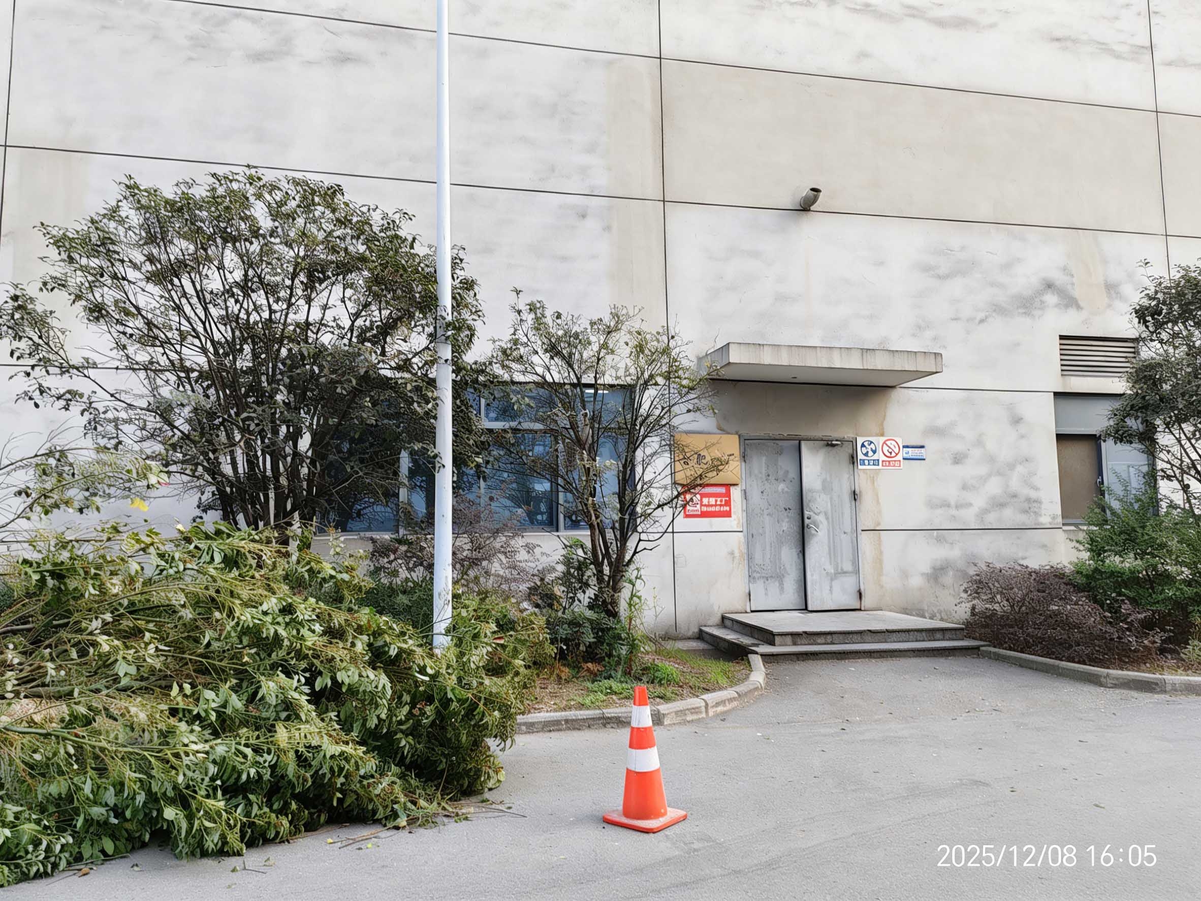 合肥三利谱车间 厂房门头改造项目(图2) 合肥三利谱车间 厂房门头改造项目(图2)